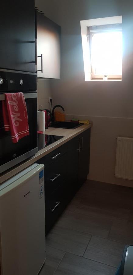 Boglarka Apartman ハイデゥソボスロー エクステリア 写真