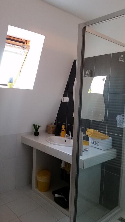 Boglarka Apartman ハイデゥソボスロー エクステリア 写真